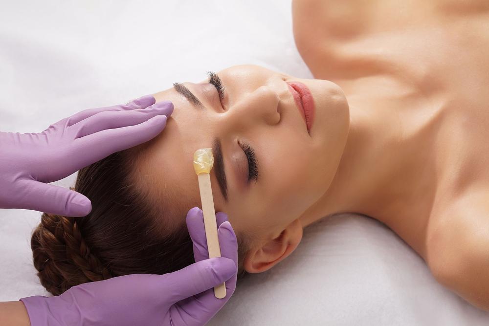 épilation de sourcils