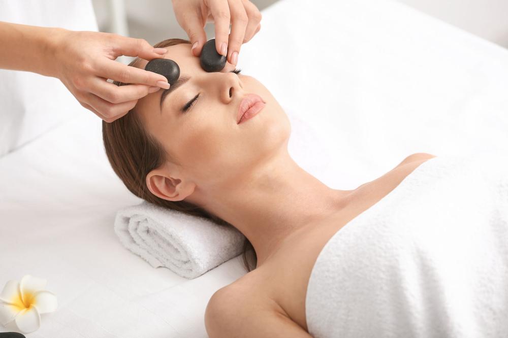 massage à la pierre chaude